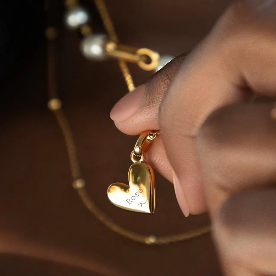 Guide to Choosing Engraved Jewelry