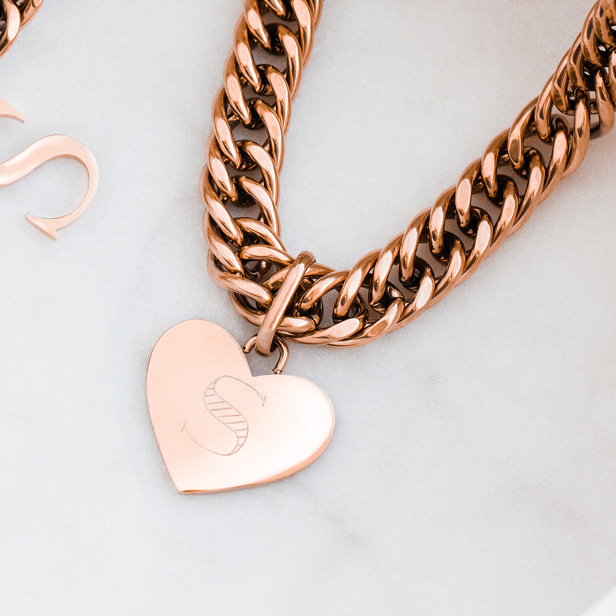 Fake rose gold on sale chain