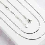 Fine Snake Chain Necklace (Silver)