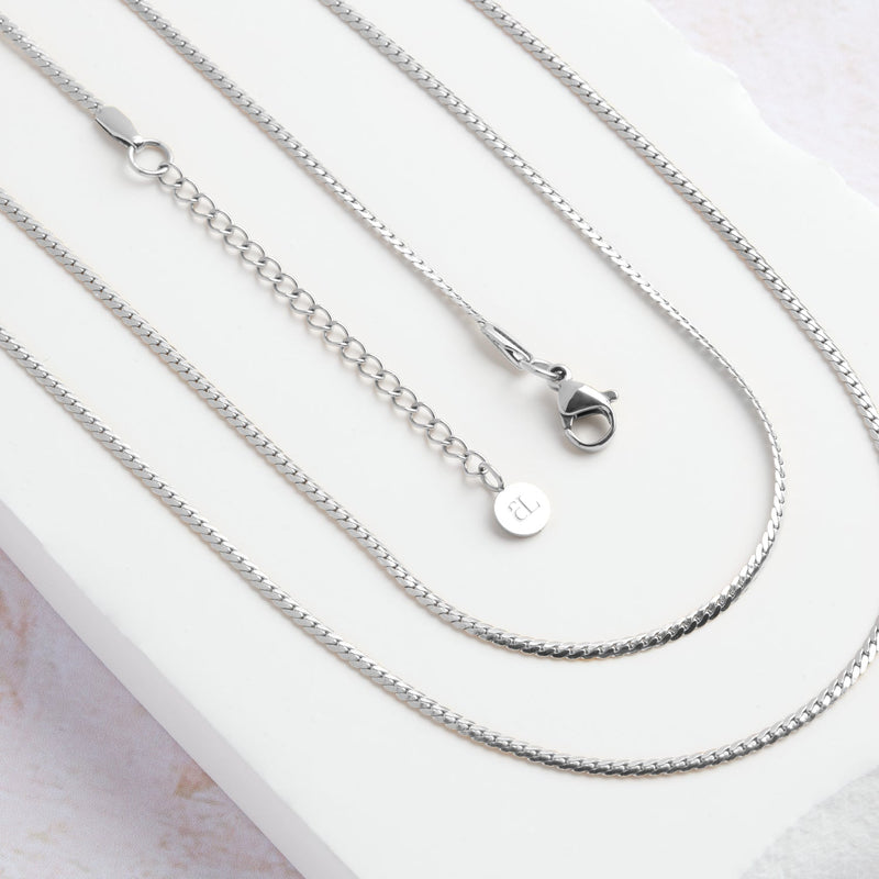Fine Snake Chain Necklace (Silver)