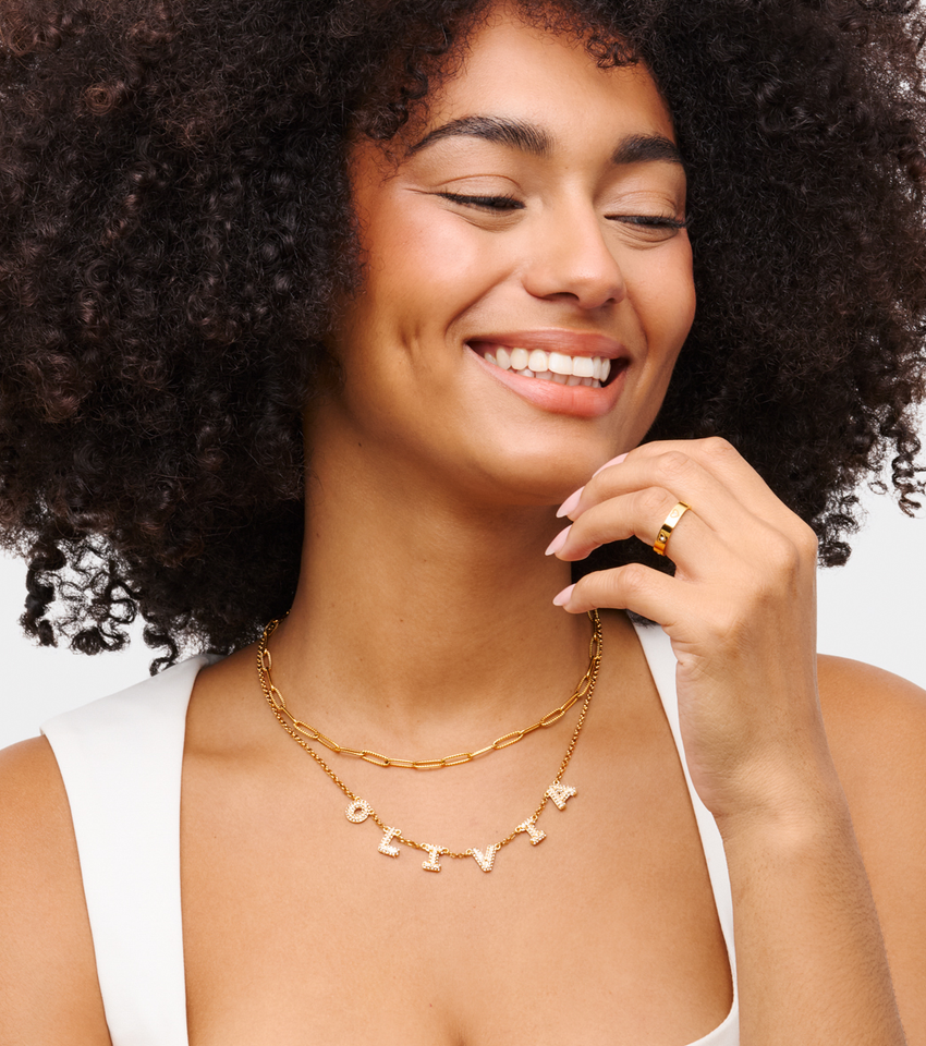 Spotlight Pavé Bubble Name Necklace (Gold)