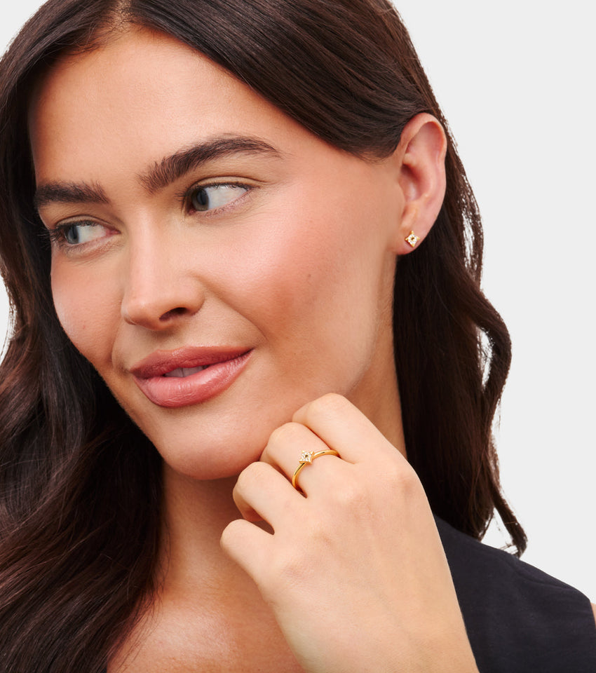 Moon and Back Star Ring (Gold)