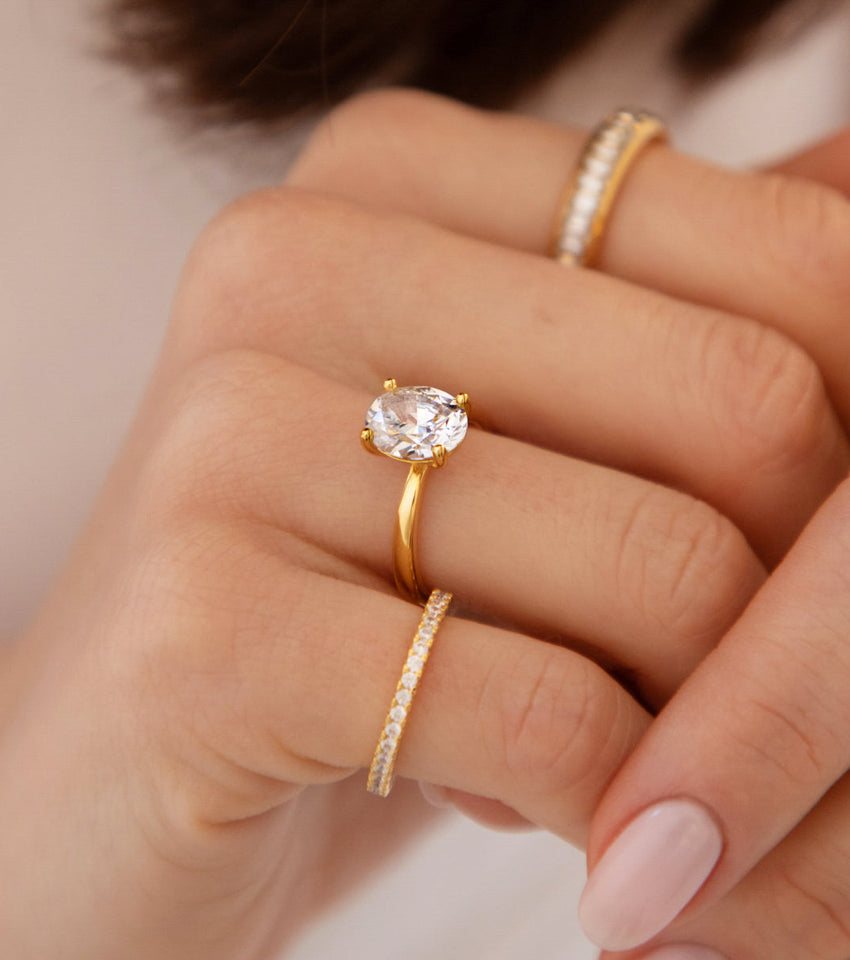 Oval Cut Solitaire Ring 2ct (Gold)
