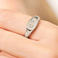 Oval Signet Ring (Silver)