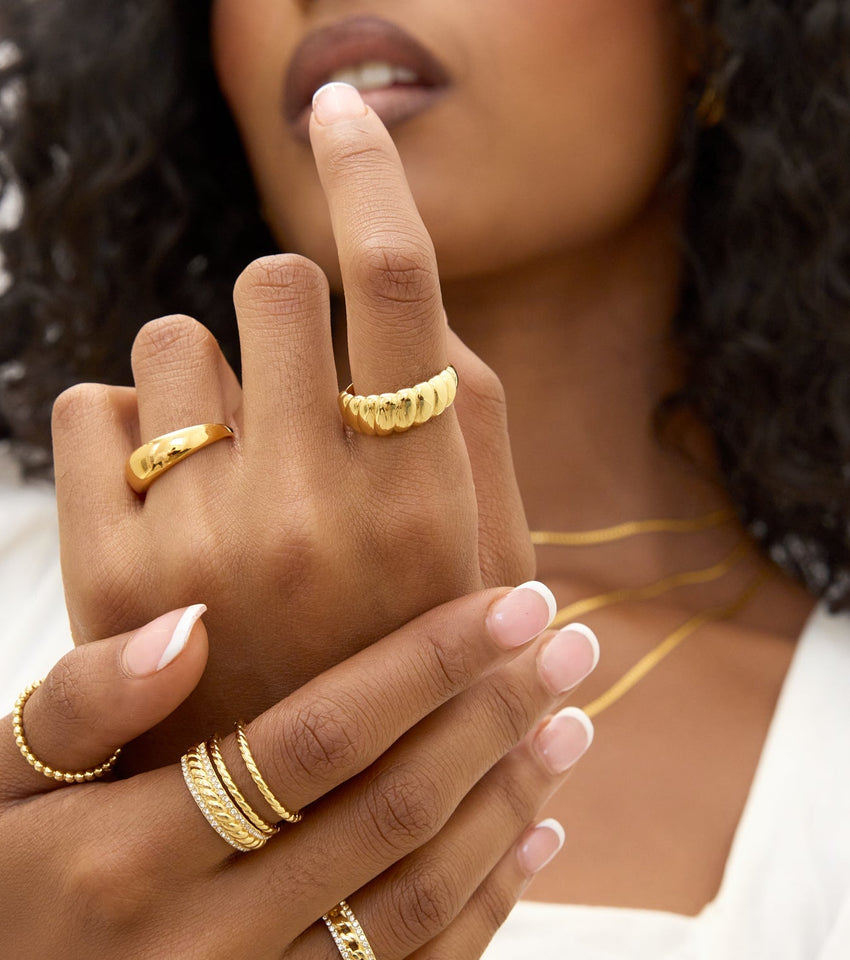 Chunky Croissant Ring (Gold)