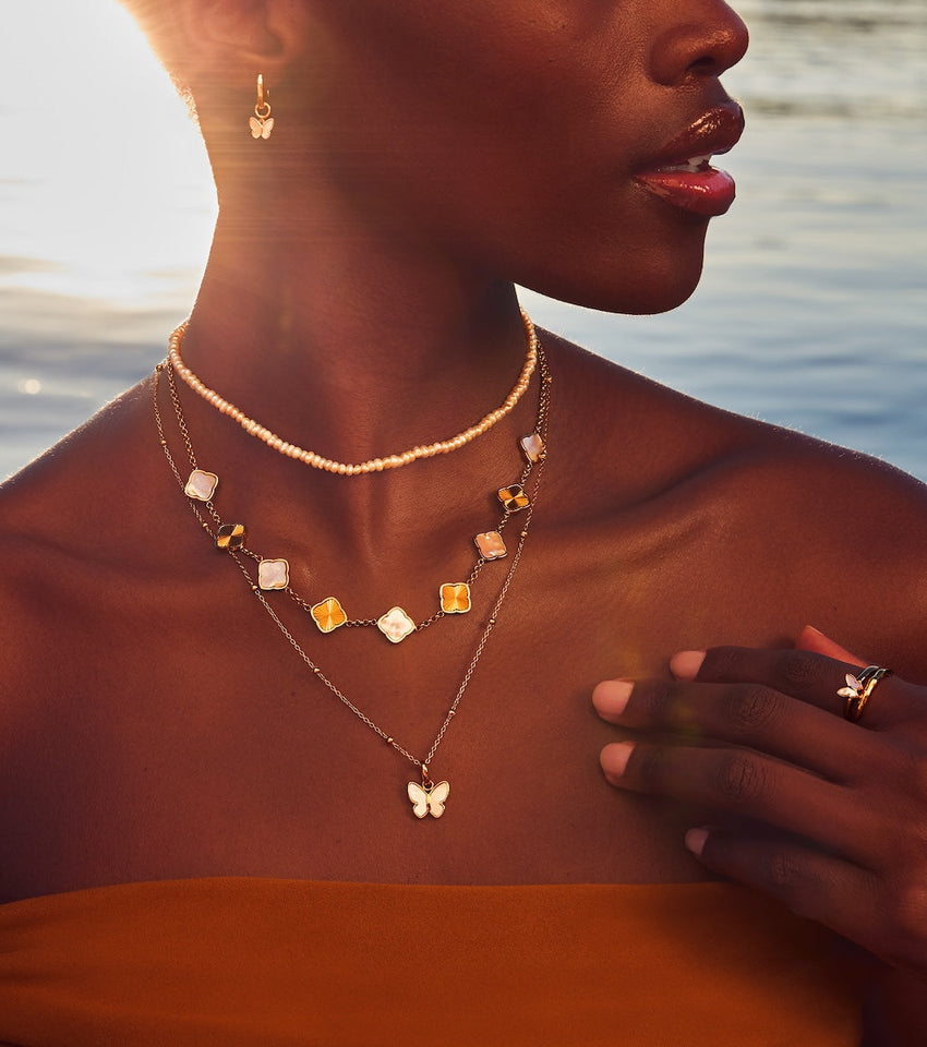 Pearl Butterfly Necklace (Gold)