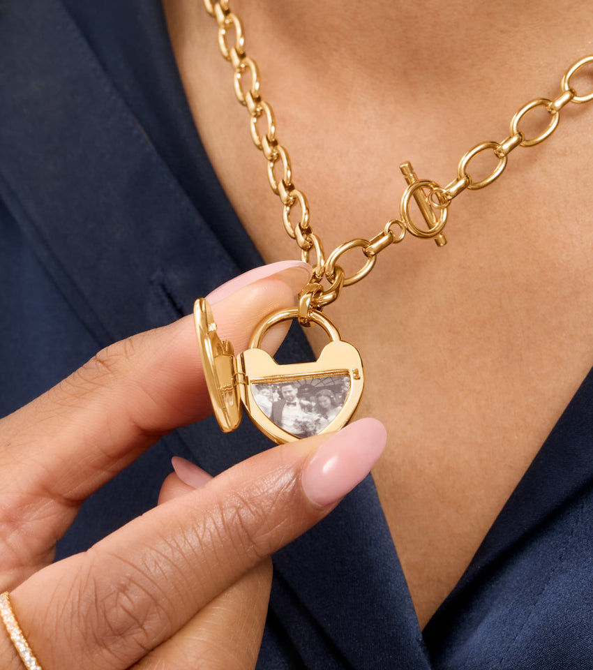 Photo Love Locket Necklace (Gold)