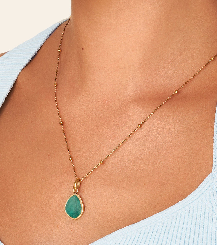 Jade Stone Necklace (Gold)