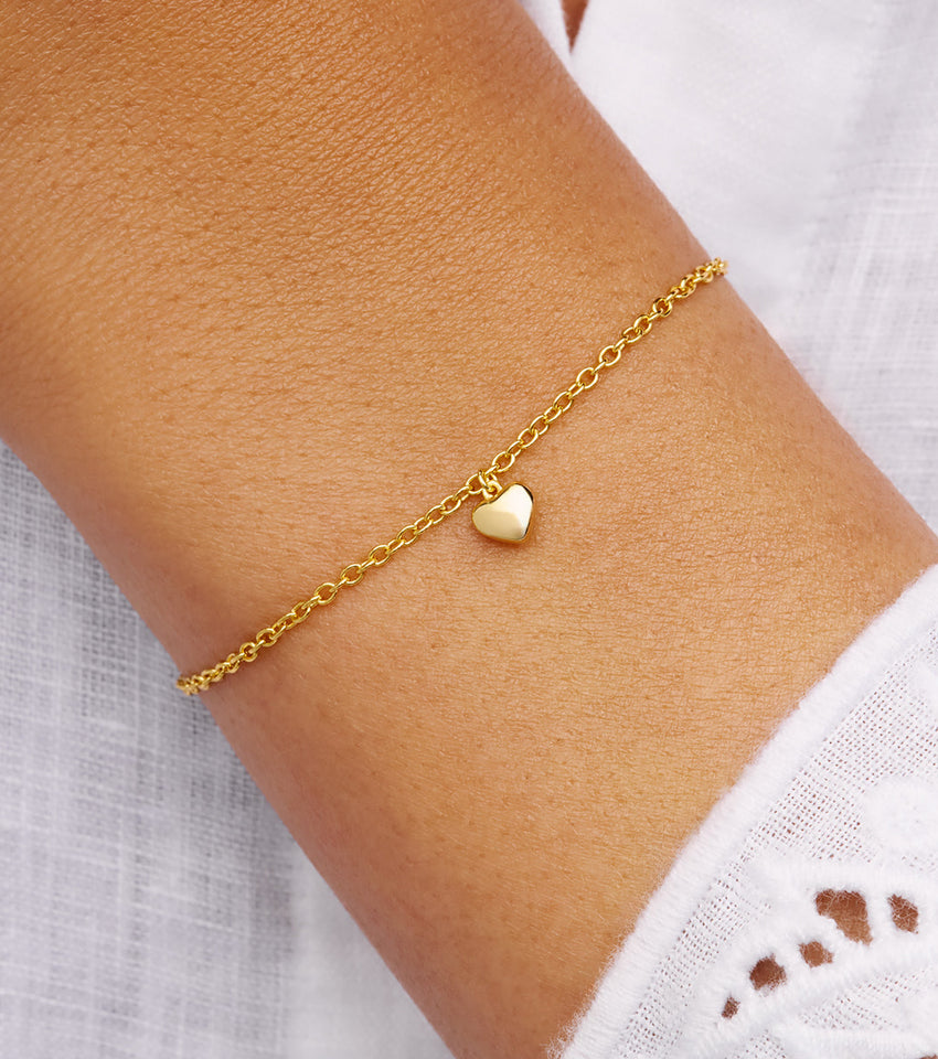 Fine Molten Heart Bracelet (Gold)