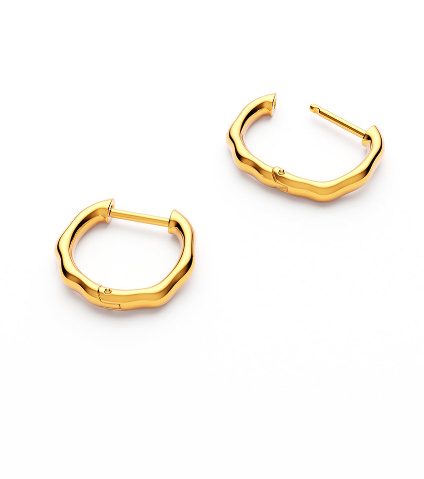 Fine Molten Huggie Earrings (Gold)