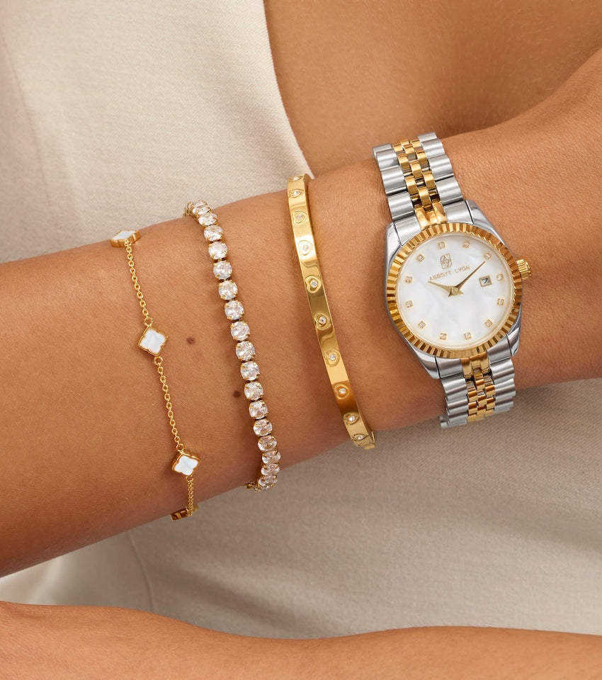 Belgravia Pearl Watch 30 & Crystal Bracelet Set (Gold)