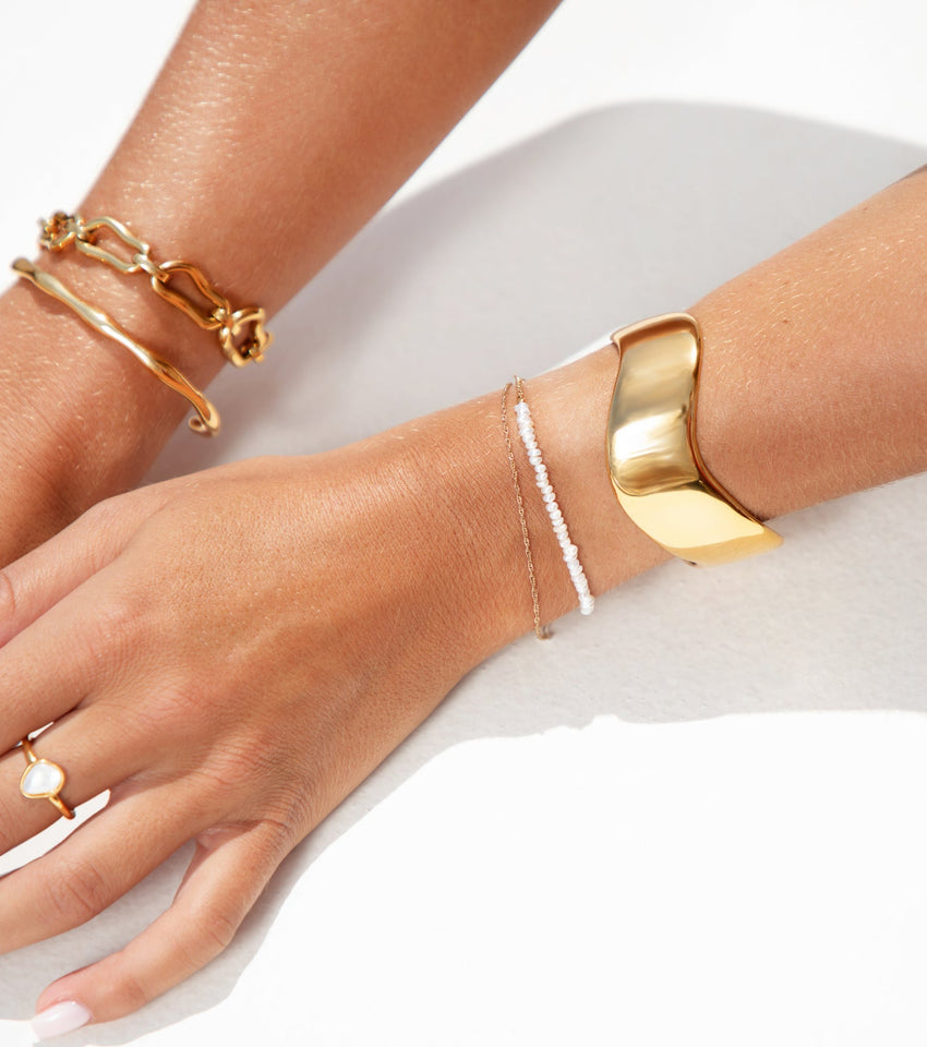 Statement Cuff Bangle (Gold)