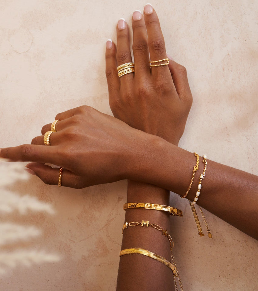 Chunky Croissant Ring (Gold)