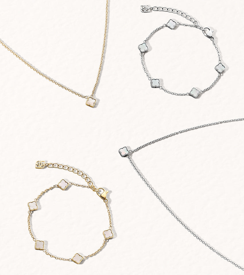 Mini Pearl Clover Necklace (Gold)