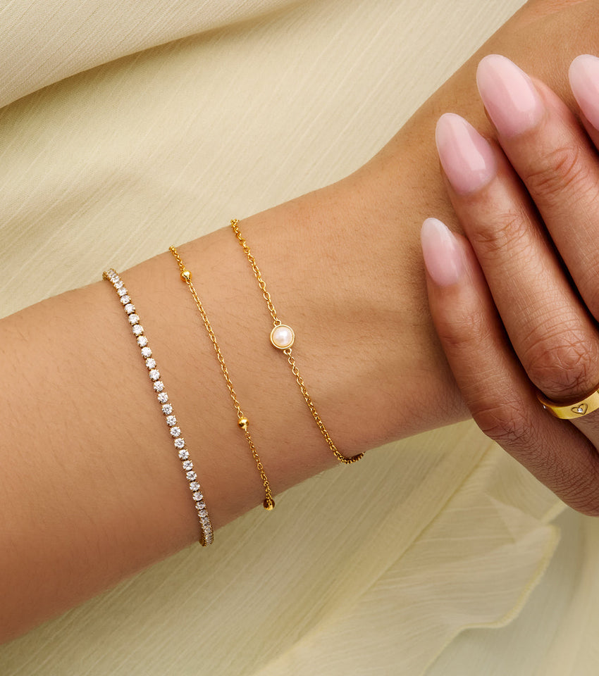 Mini Pearl Bracelet Bridesmaid Gift Set (Gold)