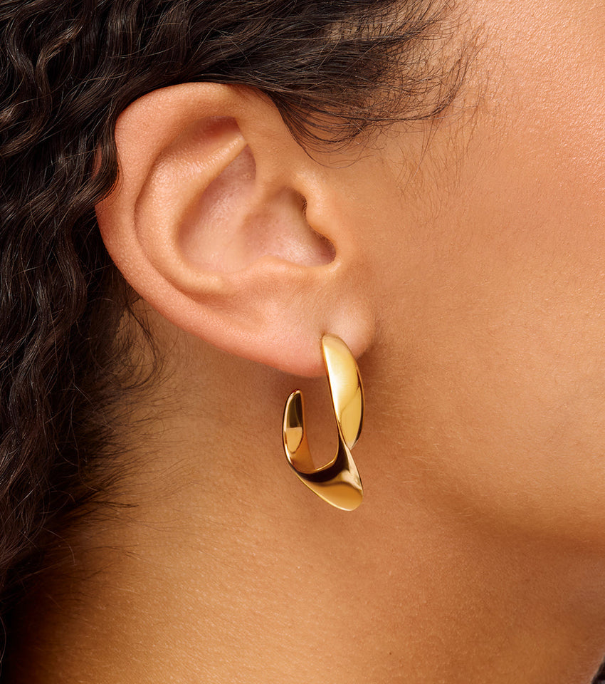 Twisted Organic Hoops (Gold)