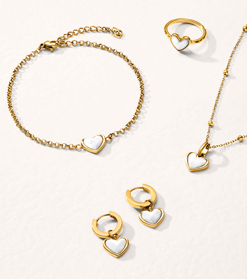 White Quartz Heart Necklace (Gold)
