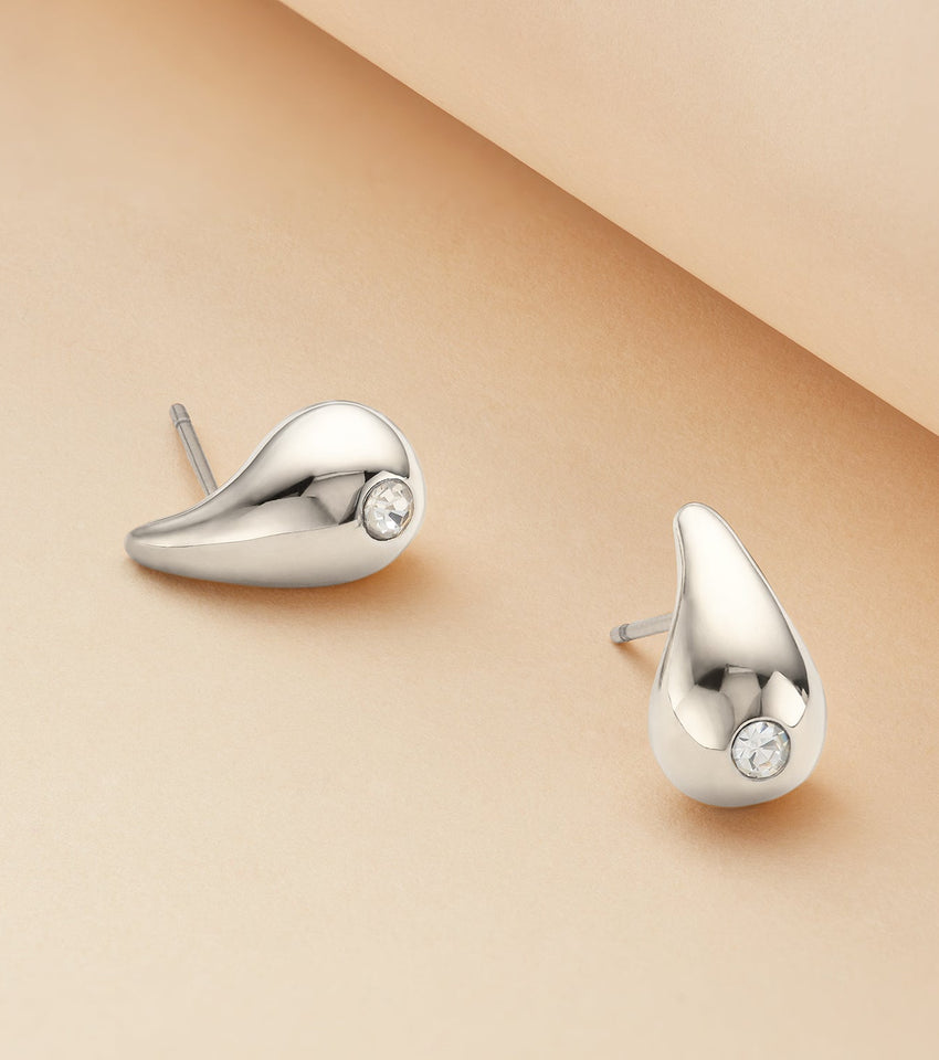 Crystal Teardrop Stud Earrings (Silver)