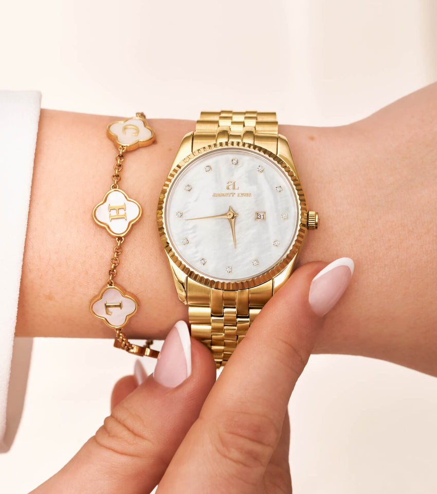 Gold Pearl Link Belgravia 36 Watch