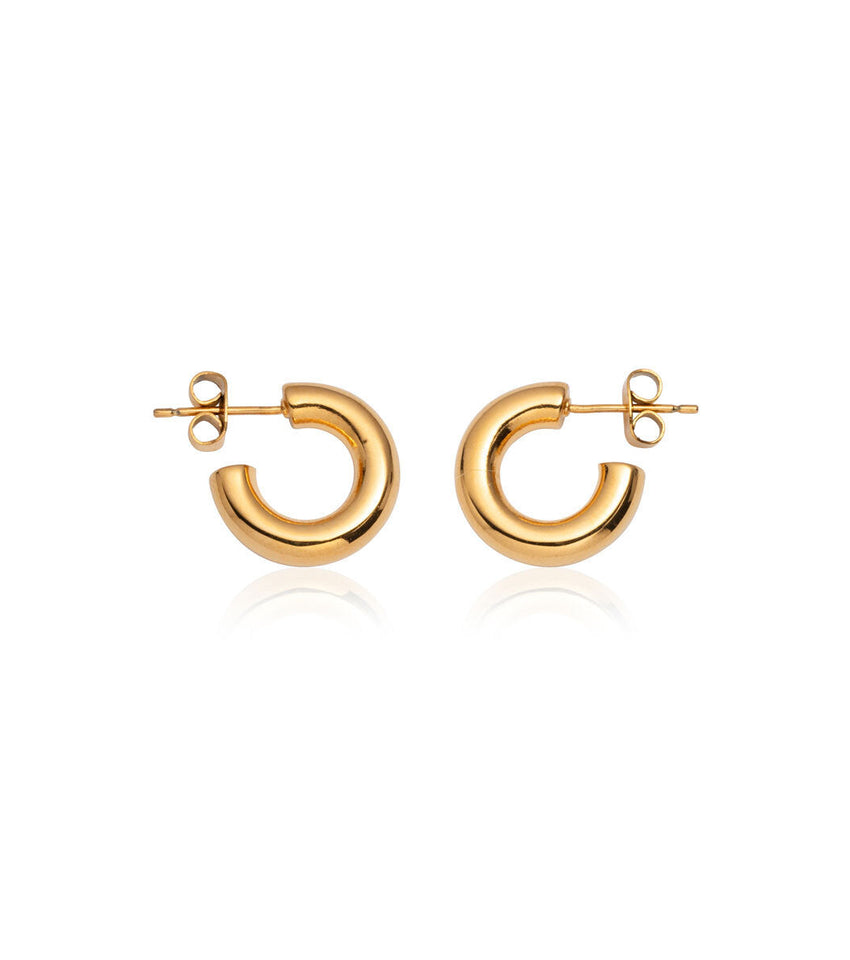 Chunky Huggie Hoop Earrings (Gold)