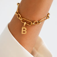 Hammered Initial Figaro Chain Bracelet (Gold)