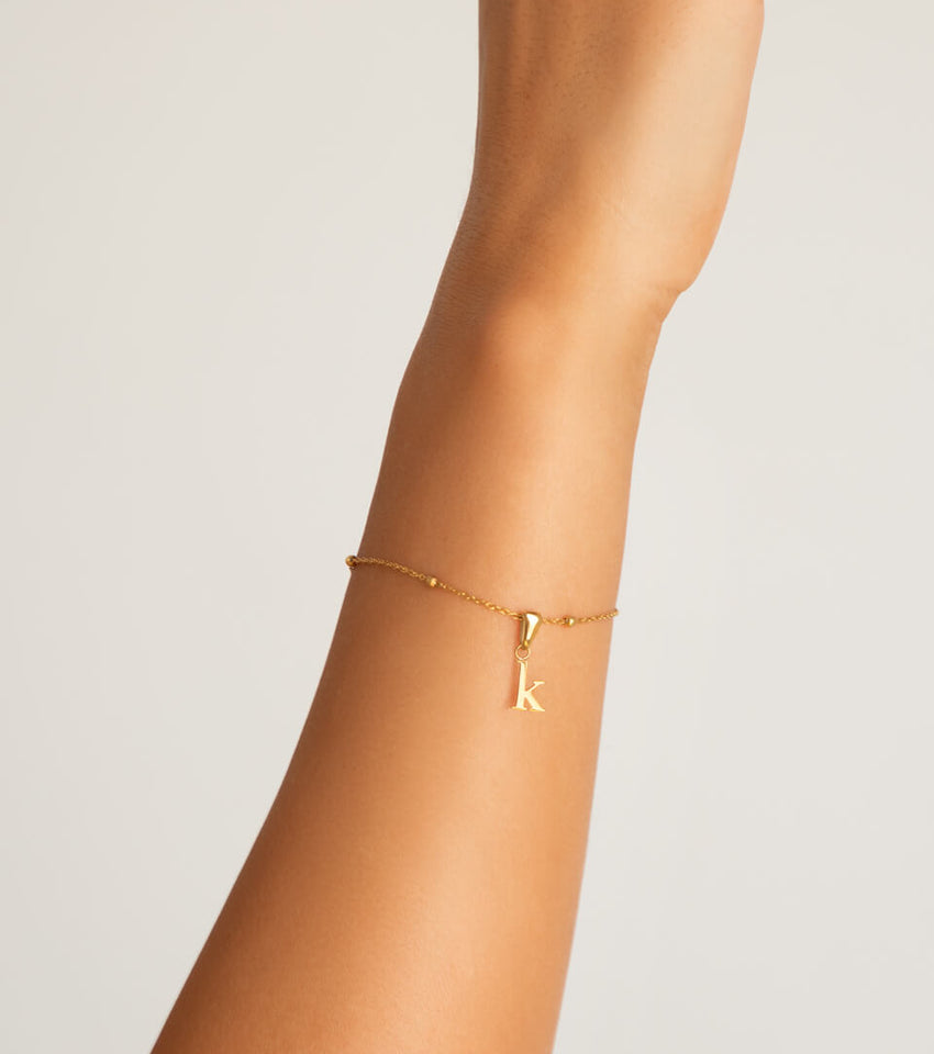 Lowercase Initial Sphere Chain Bracelet (Gold)