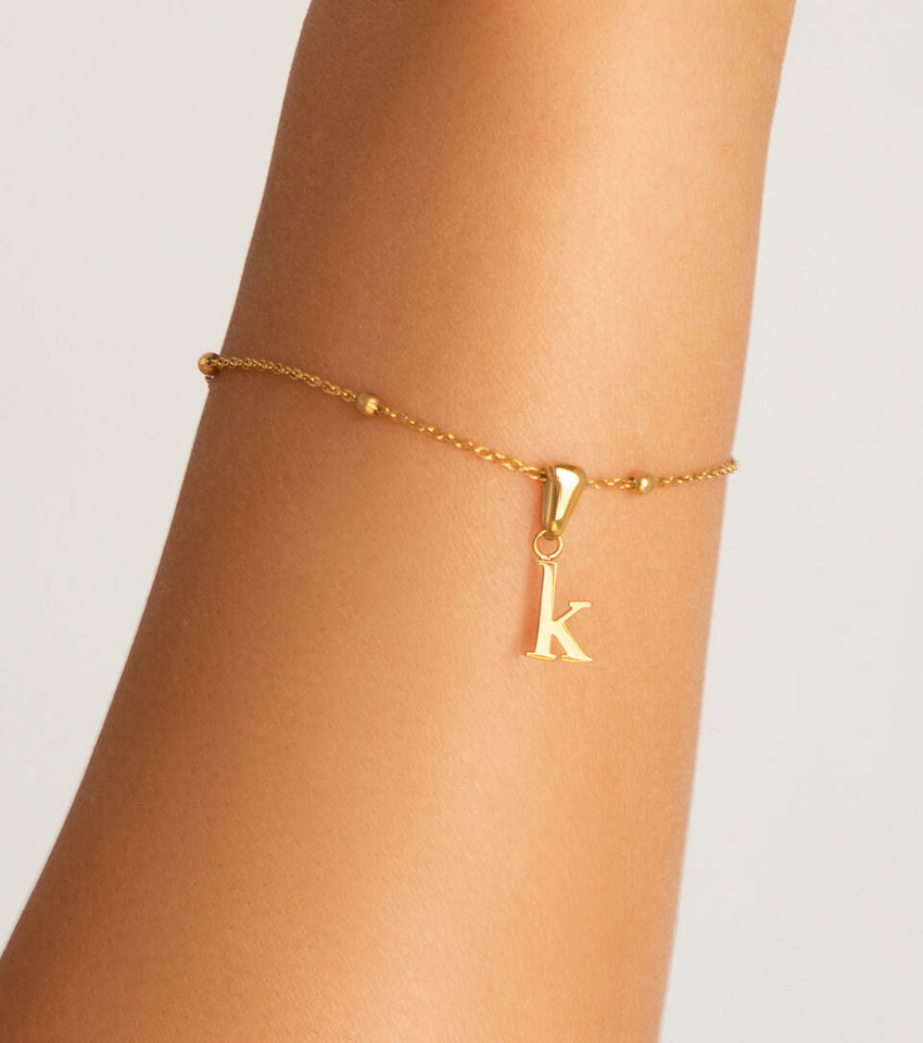 Lowercase Initial Sphere Chain Bracelet (Gold)