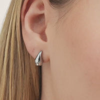 Crystal Teardrop Stud Earrings (Silver)