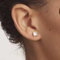 Mini Pearl Clover Stud Earrings (Gold)