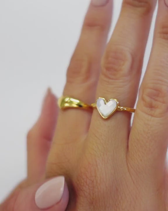 Romantic Heart Ring in Solid Gold 18K Yellow