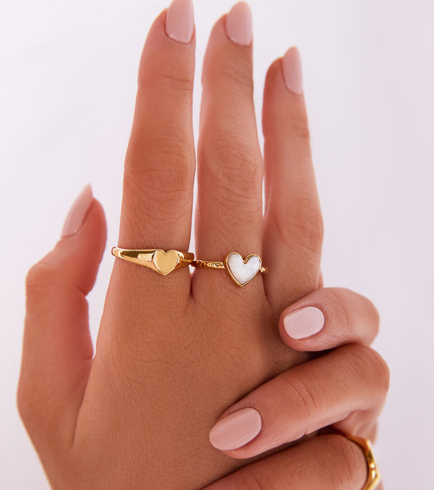 White Quartz Heart Ring (Gold)