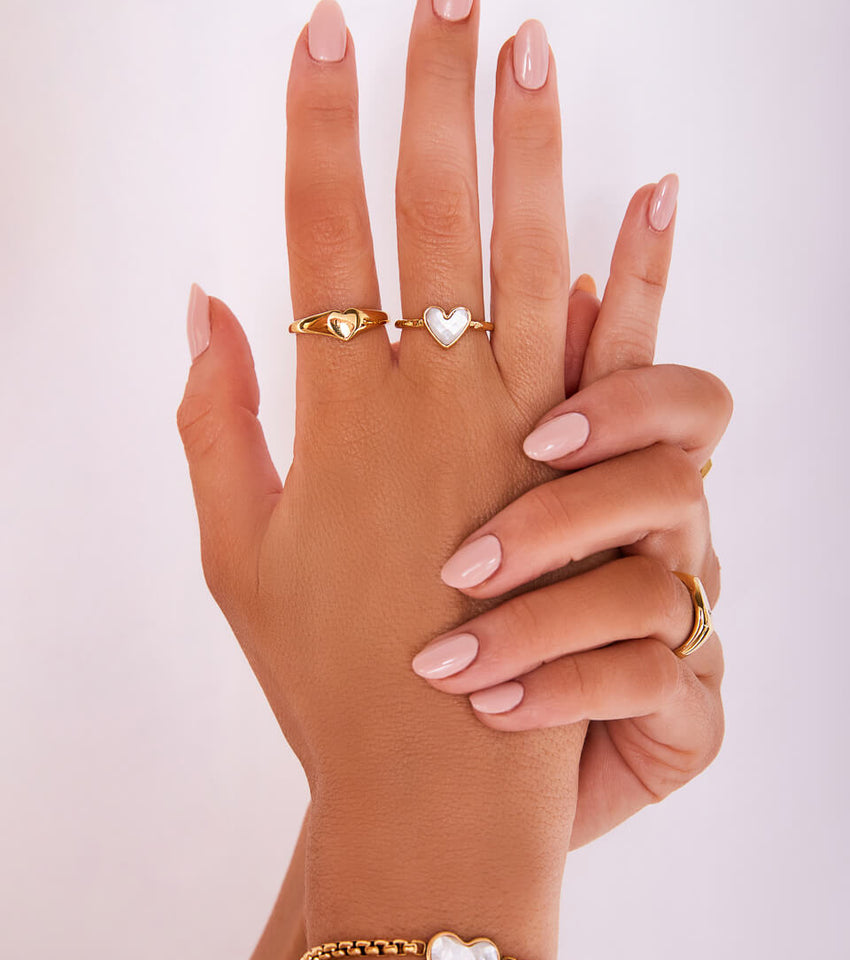 White Quartz Heart Ring (Gold)
