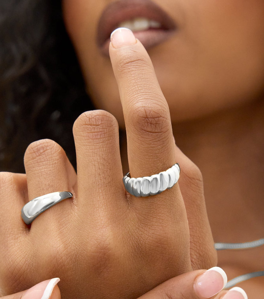 Chunky Croissant Ring (Silver)