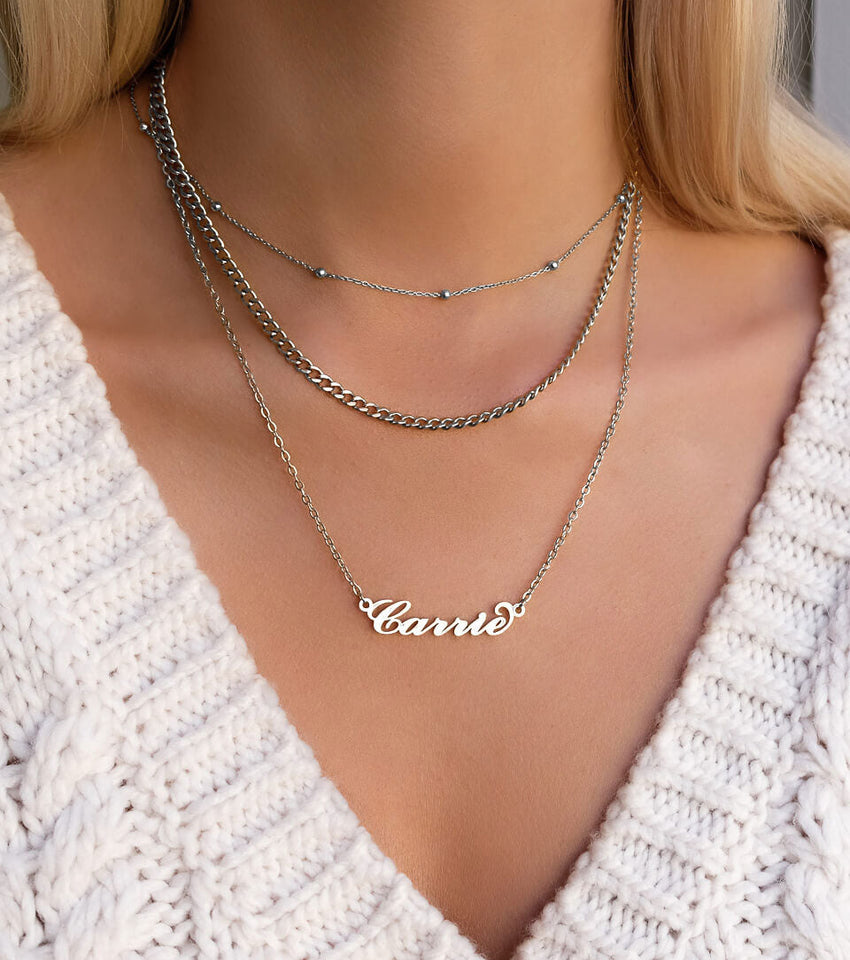 Carrie Name Necklace (Silver)