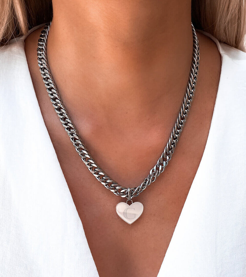 Heart Curb Chain Necklace (Silver)