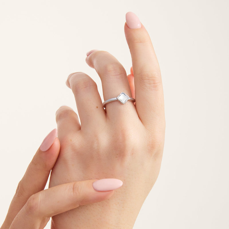 Mini Pearl Clover Ring (Silver)