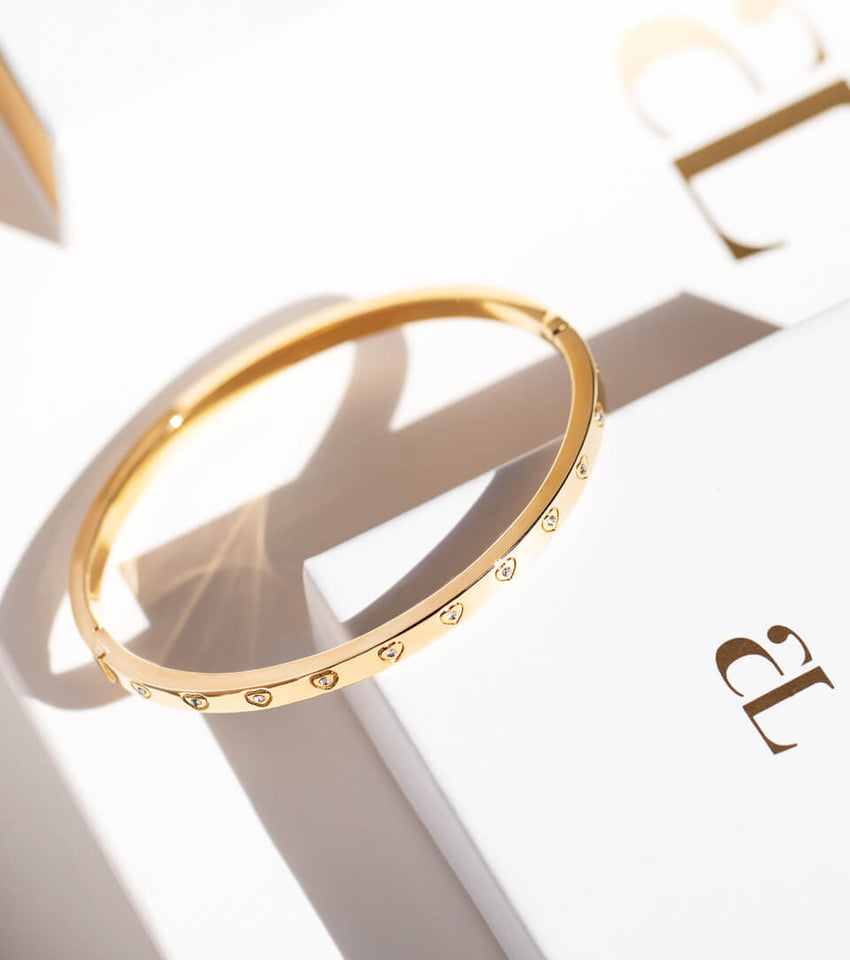 Letter & Birthstone Sphere Chain Bracelet (Rose Gold) – Abbott Lyon | Chain  bracelet, Birthstone pendant, Bar bracelets