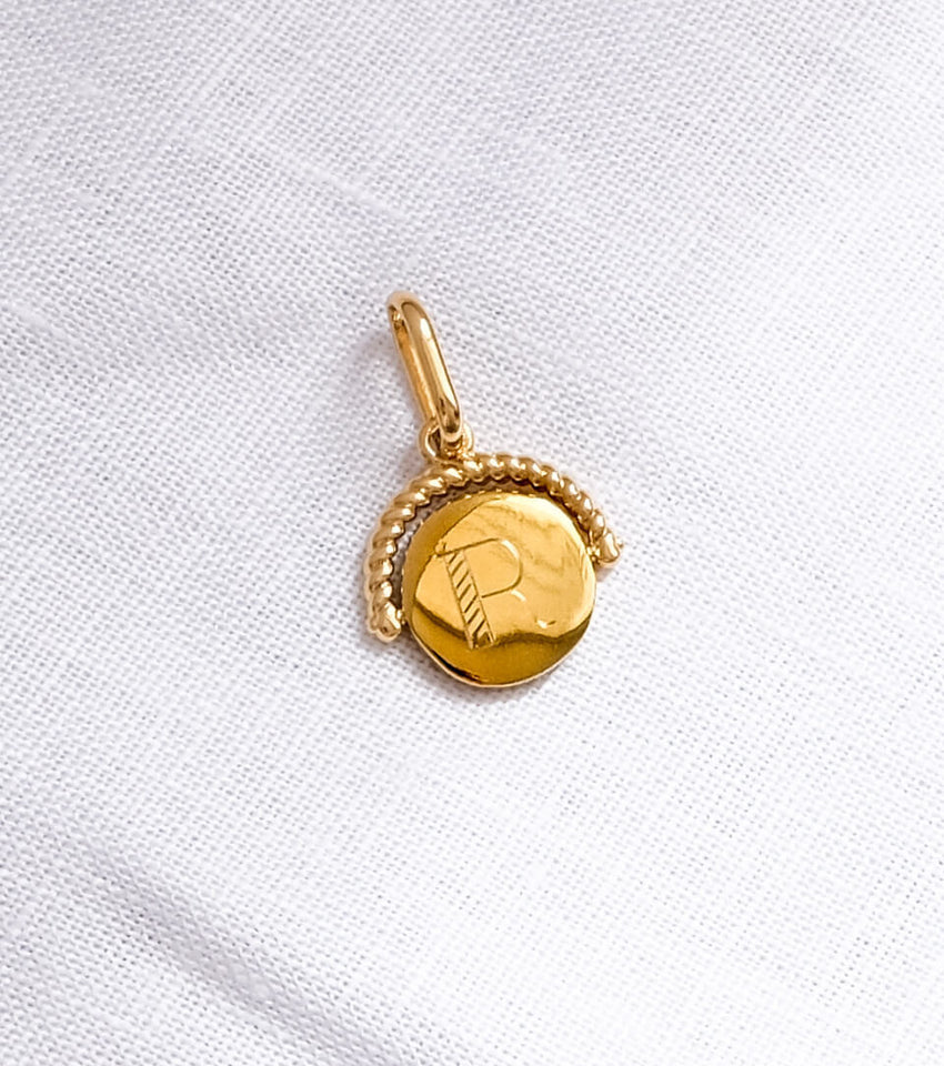 Virgin Mary Vintage Coin Necklace - Gold Vermeil - Oak & Luna